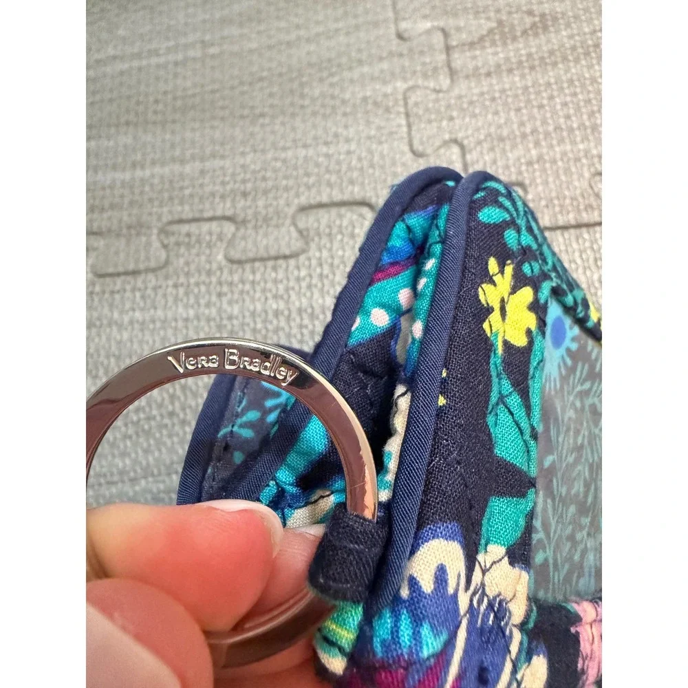 Vera Bradley excellent vera